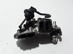  EGR valve 