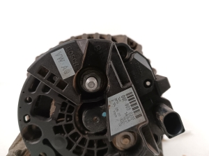 Mitsubishi Outlander (2006–2012) Generaator 06F903023F - 2