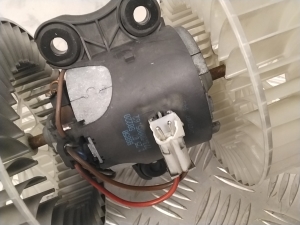  Cabin shoulder motor 