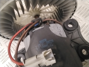  Cabin shoulder motor 