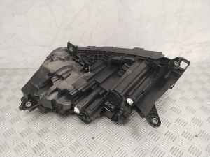 Skoda Enyaq iV I (2020–2026) Scheinwerfer vorne 5LB941016B - 5