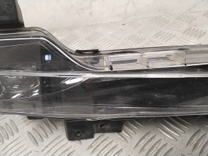 Tesla Model 3 3 (2016–2024) Front-Nebelscheinwerfer 162479800A - 4