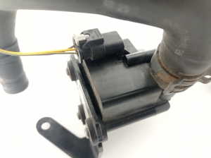 AUDI A4 B9 (2015–2026) Auxiliary water pump 5Q0965561B - 3