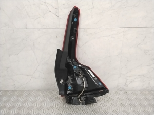 VOLVO V60 (2018–2026) Eckleuchte hinten 31468178 - 2