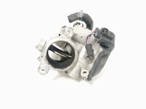 AUDI A4 B9 (2015–2026) Boîtier papillon 04L128063T - 3