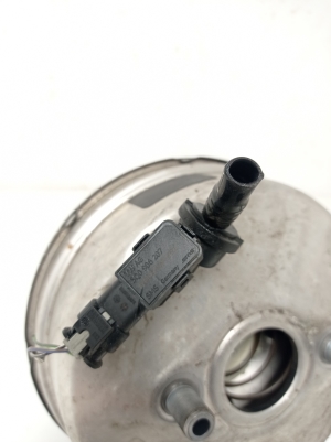 AUDI A4 B9 (2015–2026) Bremskraftverstärker 8W0612103B - 4