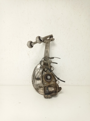 Front wheel hub - 8W0407560