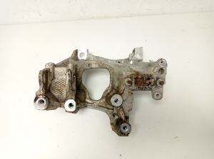AUDI A4 B9 (2015–2026) Esimese alusraami muu osa 8W0399296E - 2
