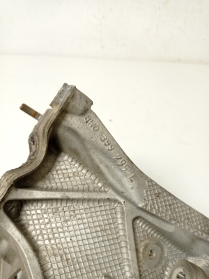 AUDI A4 B9 (2015–2026) Esimese alusraami muu osa 8W0399295E - 3