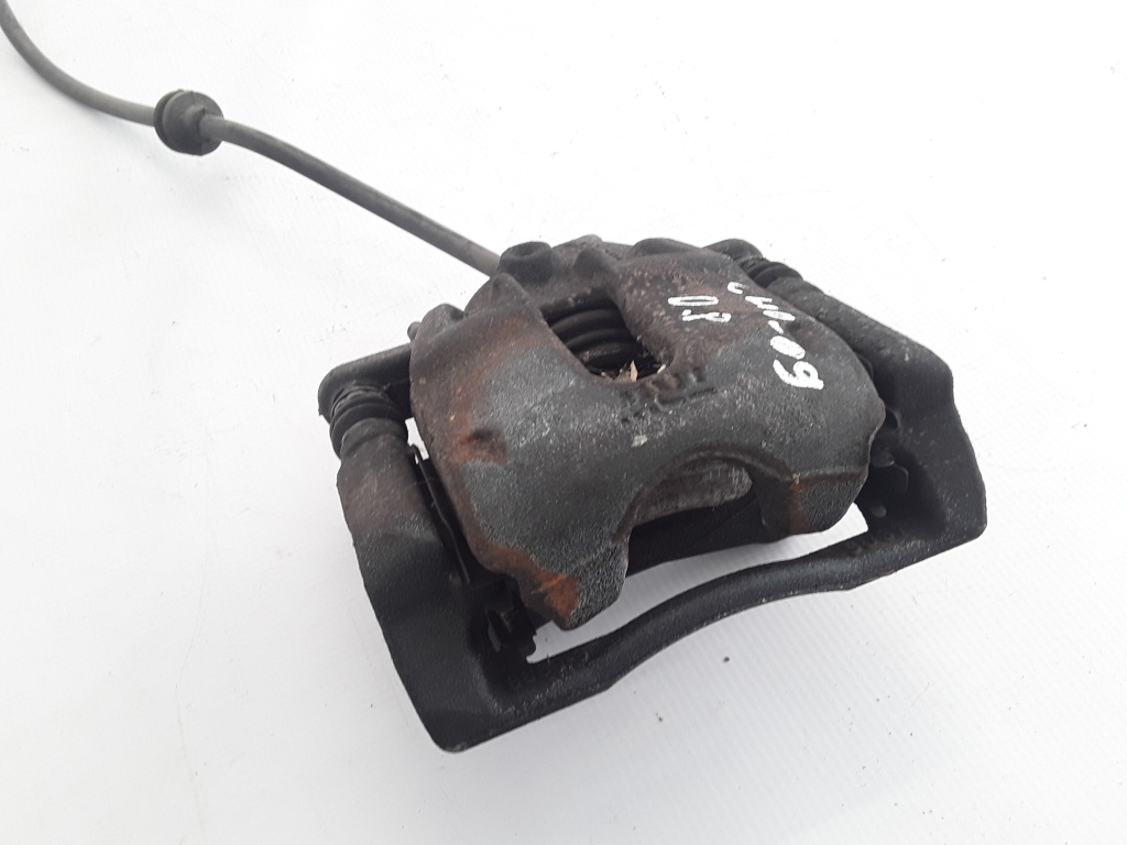 RENAULT Clio 3 generation (2005-2012) Front Right Brake Caliper 7701208333, 7711368117 21081227