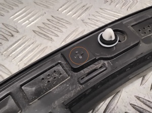 VOLVO XC40 (2017–2026) Abdeckung Kotflügel hinten 32368189 - 5