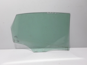  Glass rear side door 