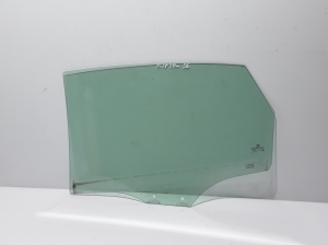  Glass rear side door 