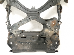 AUDI A4 B9 (2015–2026) Eesmine alusraam 8W2399347G - 5