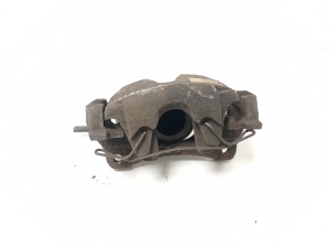 AUDI A4 B9 (2015–2026) Front brake caliper 8W0615123 - 2