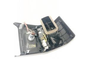AUDI A4 B9 (2015–2026) Salongi konsooli muu osa 8W0864376 - 4