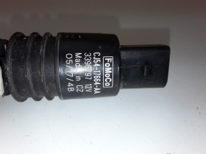 Ford Kuga (2012–2019) Front windshield washer pump CJ5417664AA - 2