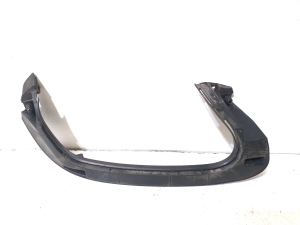  Rear bumper bracket 