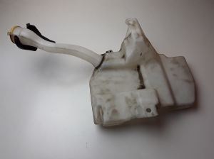 Ford Kuga (2012–2019) Front washer fluid reservoir CV4417B613AD - 2