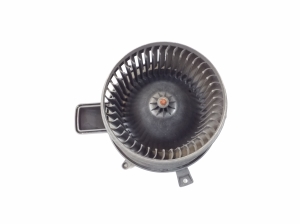   Heizungsgebläsemotor  - 68083231AB 