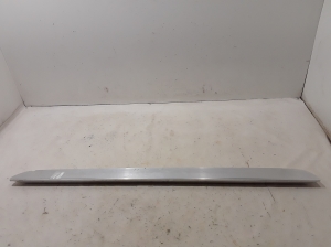  Exterior sill trim bracket 