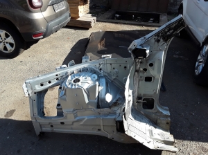 Mercedes Benz GLE-Class 167 (2019–2026) Front outrigger A1676208001 - 4
