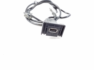  USB connection 