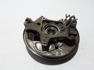  Rear hub 