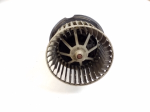 Moteur de ventilateur d’habitacle - 6C1H18456CA