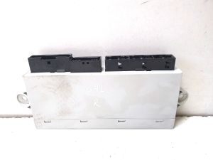  Rear side door control unit 