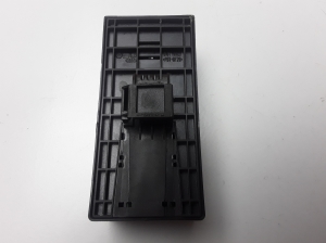 AUDI Q3 8U (2011–2018) Front door glass switch 8U0959851A - 2