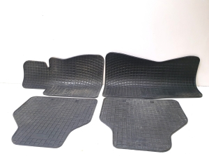  Interior mats 