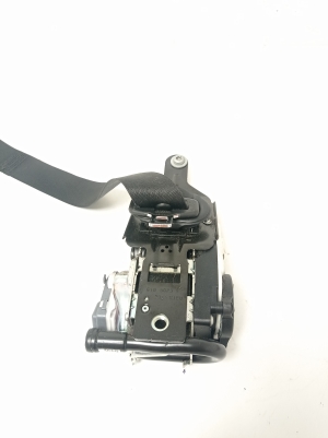 Mercedes Benz C-Class 204 (2007–2014) Eesmine turvavöö A2048601685 - 5
