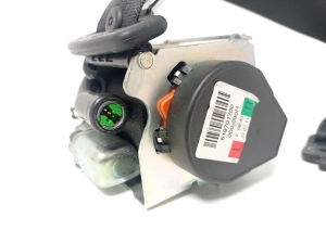 Mercedes Benz C-Class 204 (2007–2014) Tagumine turvavöö A2078602385 - 5