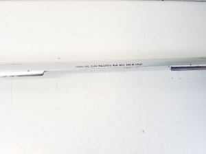 AUDI Q7 (2006–2015) Rear quarter window outer molding 4L0853346B - 4
