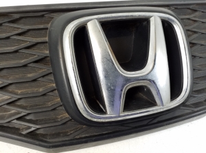 Honda Jazz (2008–2015) Front grille 71121TF000 - 2