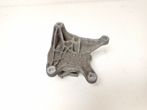 AUDI A4 B9 (2015–2026) Support de boîte de vitesses 8W0399118B - 2