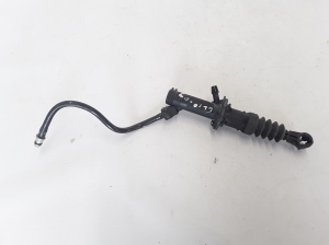 RENAULT Clio III (2005–2012) Kupplungsnehmerzylinder 8200436137 - 2