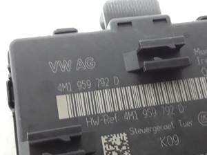Volkswagen Touareg III (2018–2026) Front door control unit 4M1959792D - 2