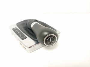 Mercedes Benz C-Class 204 (2007–2014) Käigukangi viimistlus A2042674288 - 3
