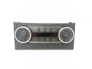  Interior shoulder control panel 