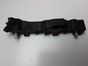  Front bumper bracket 