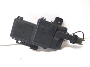 BMW 7 SERIJA E65 (2001–2008) Drošinātāju bloki 61138387568  106887 10 - 3