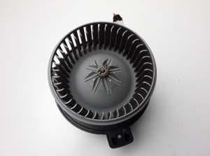   Heizungsgebläsemotor 