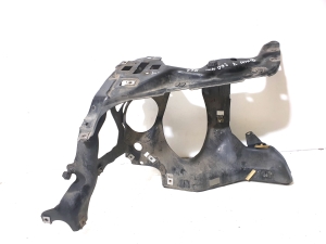 Radiator support and its parts