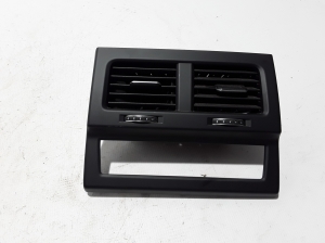   Interior panel ventilation grilles 