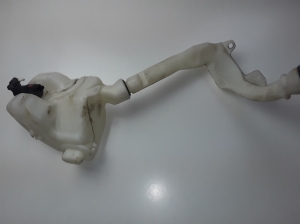 Front washer fluid reservoir - 9683988680