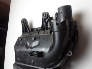 Peugeot 208 (2012–2019) Luftfiltergehäuse 9673061080 - 4