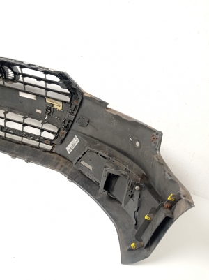 AUDI A4 B9 (2015–2026) Esikaitseraud 8W0807437 - 8