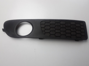 Priekšējā bufera miglas luktura pārsegs - 30655930